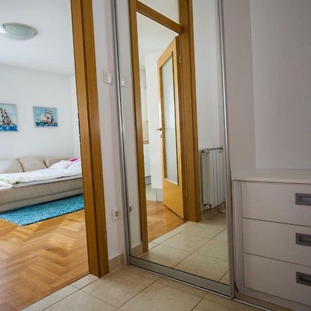Apartment Luka Zagreb Extérieur photo