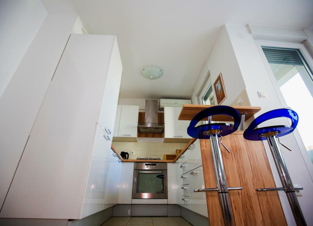 Apartment Luka Zagreb Extérieur photo